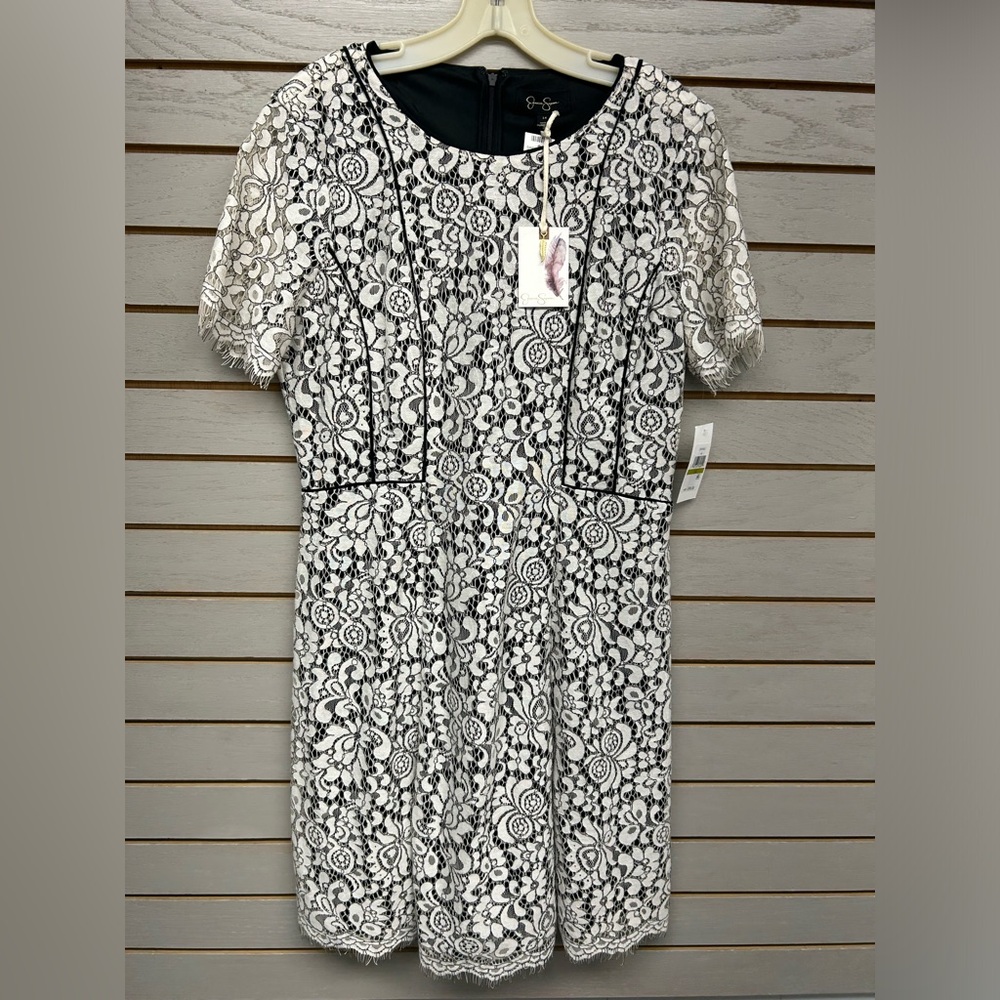 Jessica Simpson Black and White Lace Dress - Picture 11 of 11